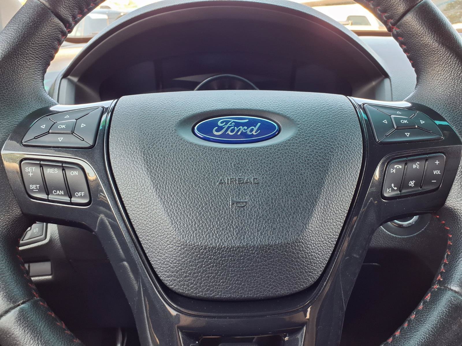 Used 2017 Ford Explorer Sport AWD/4WD image 18