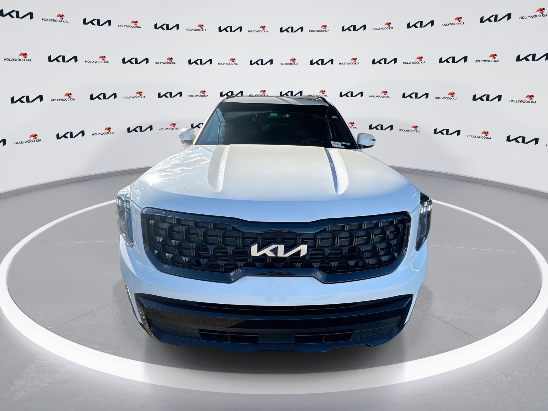 Certified 2024 Kia Telluride EX X-Line image 3