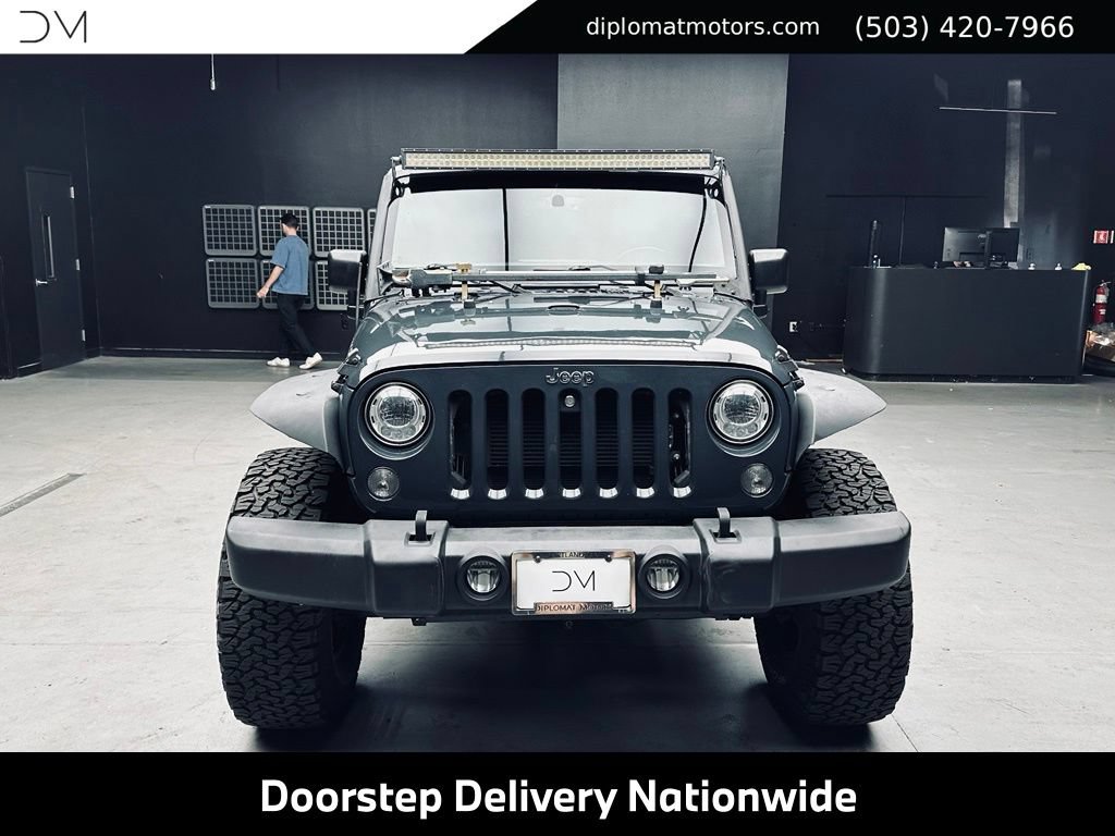 Used 2017 Jeep Wrangler Unlimited Rubicon w/ Connectivity Group AWD/4WD image 11
