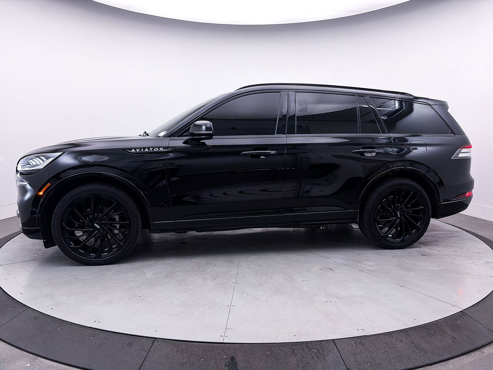 Used 2023 Lincoln Aviator Reserve w/ Jet Package image 45