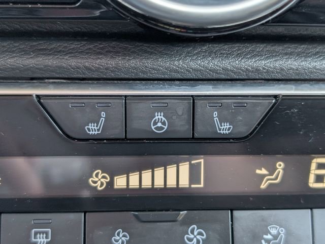 Used 2025 Nissan Sentra SR w/ SR Premium Package image 18