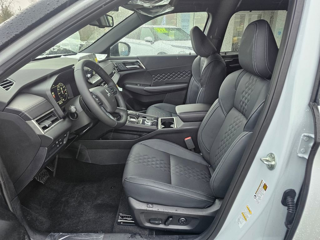 New 2025 Mitsubishi Outlander SEL Black Edition image 7