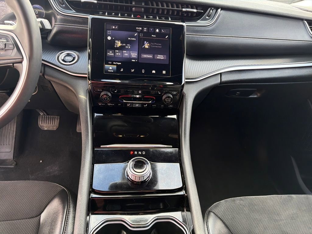 Used 2023 Jeep Grand Cherokee L Laredo image 17