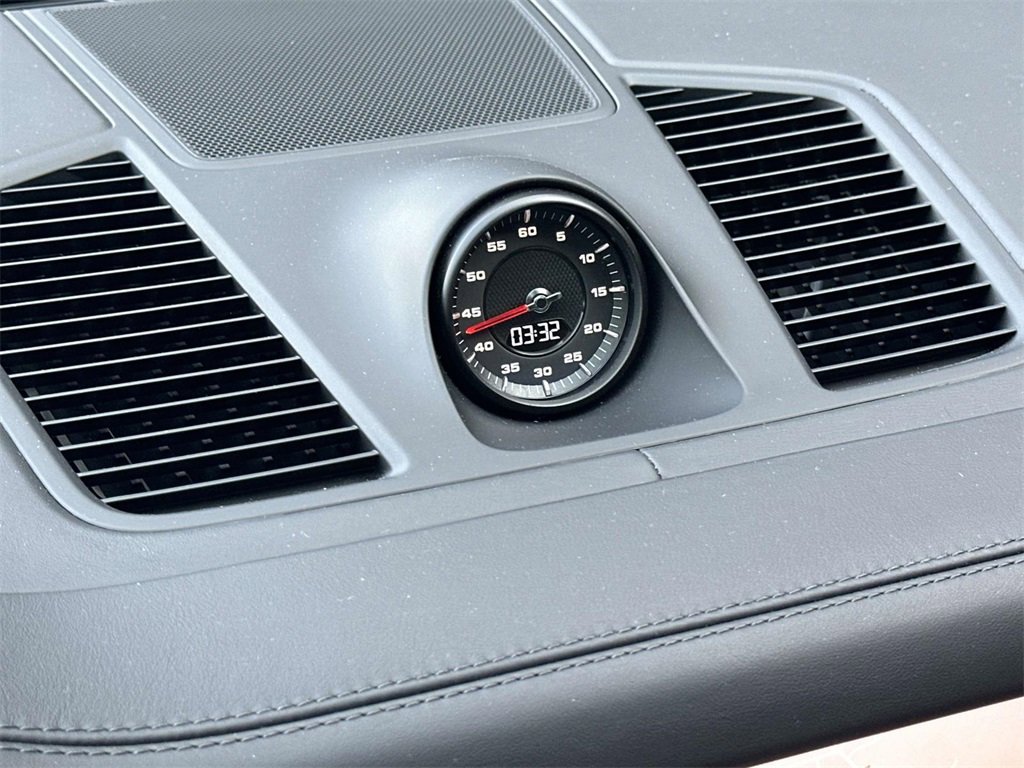 Used 2022 Porsche Cayenne GTS image 25