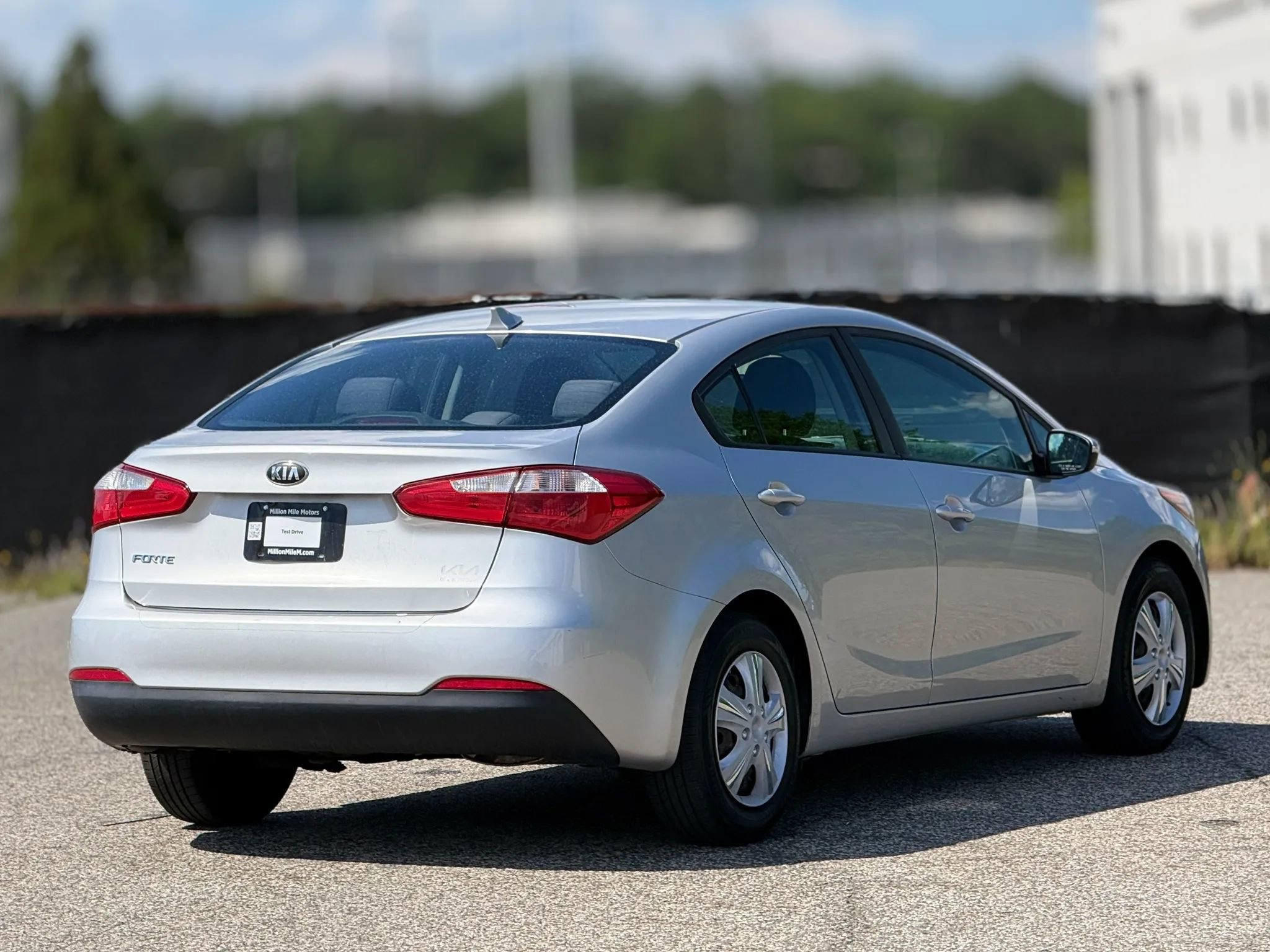 Used 2015 Kia Forte LX FWD image 9