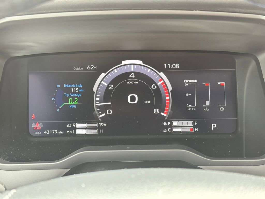 Used 2023 Toyota Tundra Platinum AWD/4WD image 21