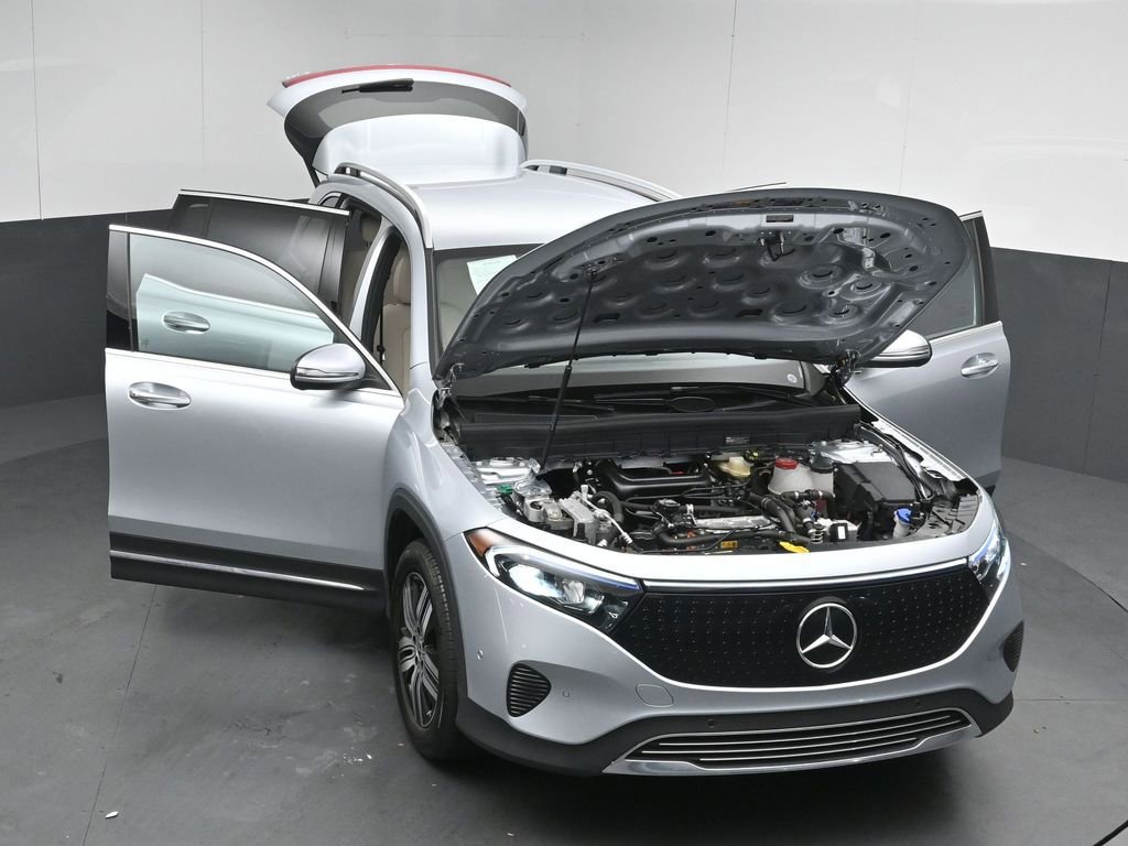Used 2024 Mercedes-Benz EQB 300 4MATIC w/ Winter Package image 56