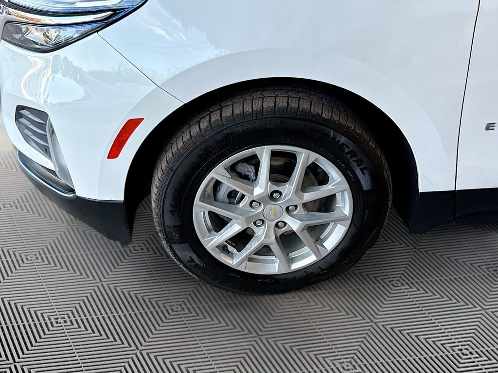 Used 2022 Chevrolet Equinox LT w/ Driver Convenience Package FWD image 33