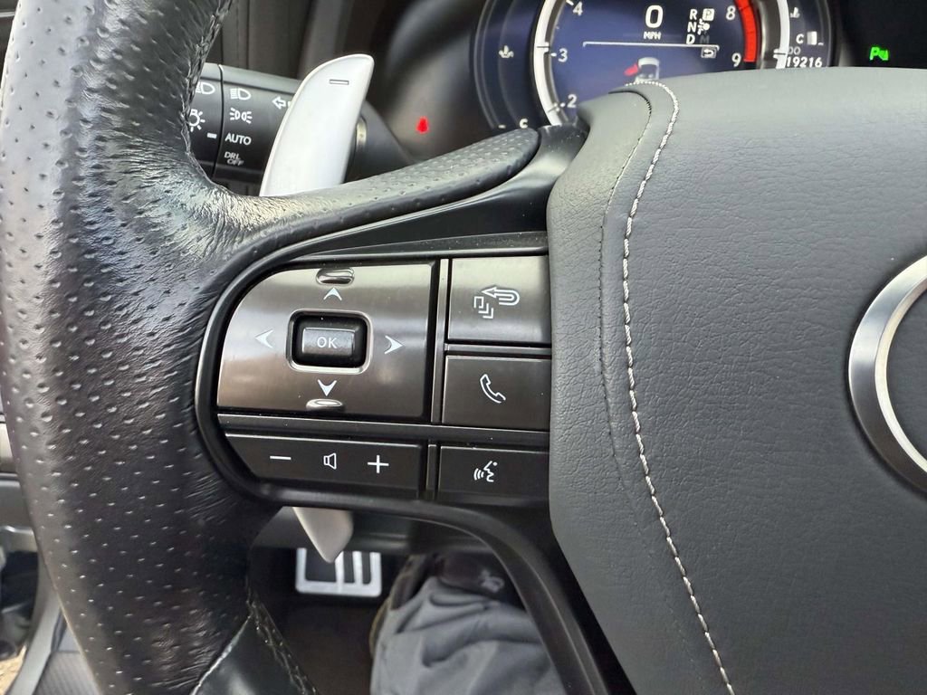 Used 2023 Lexus LC 500 Convertible image 23