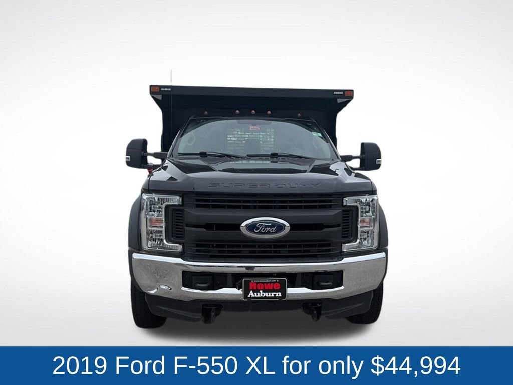 Used 2019 Ford F550 4x4 Regular Cab Super Duty w/ XL Value Package image 2