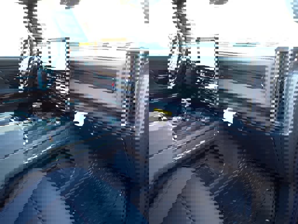 Used 2025 GMC Hummer EV 3X w/ LPO, Sport Package image 21