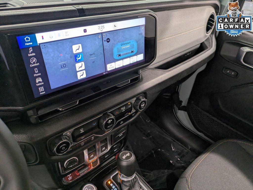 Used 2024 Jeep Wrangler Willys image 12