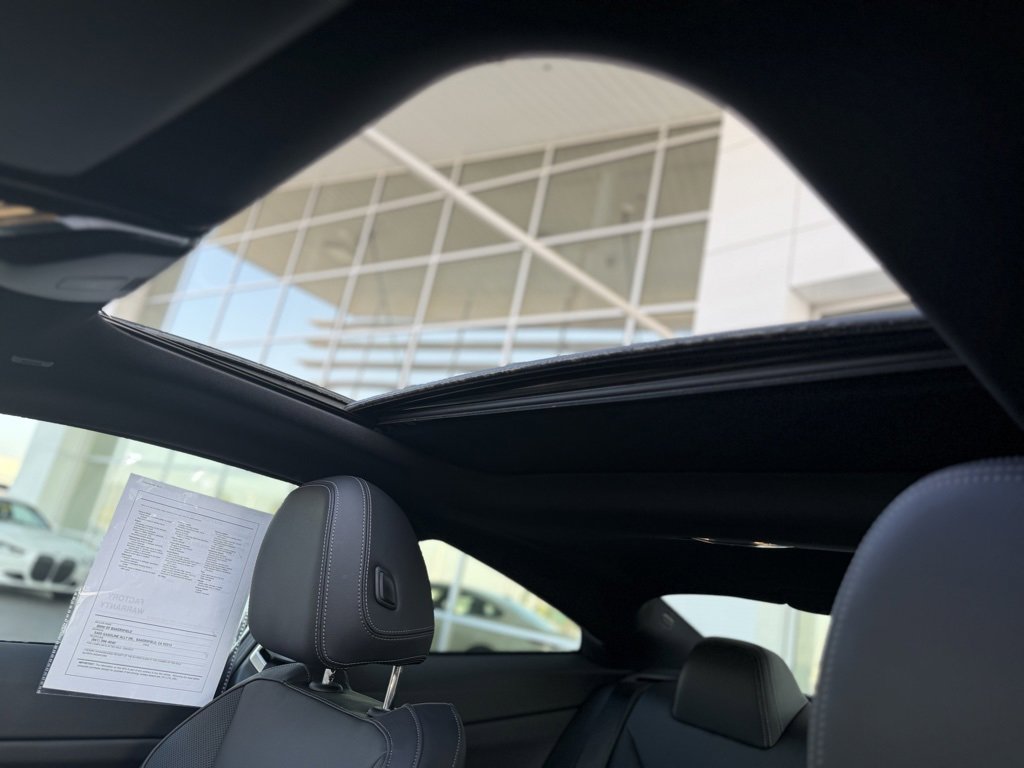 Used 2025 BMW 430i Coupe w/ Convenience Package image 11