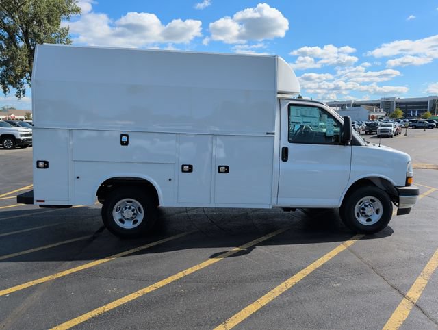 New 2026 Chevrolet Express 3500 w/ Power Convenience Package RWD image 7