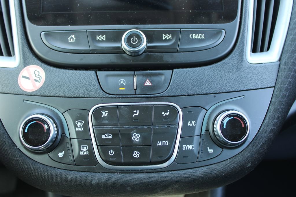 Used 2024 Chevrolet Malibu LT image 24