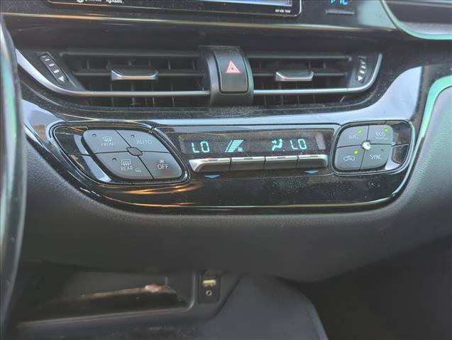 Used 2018 Toyota C-HR XLE FWD image 19