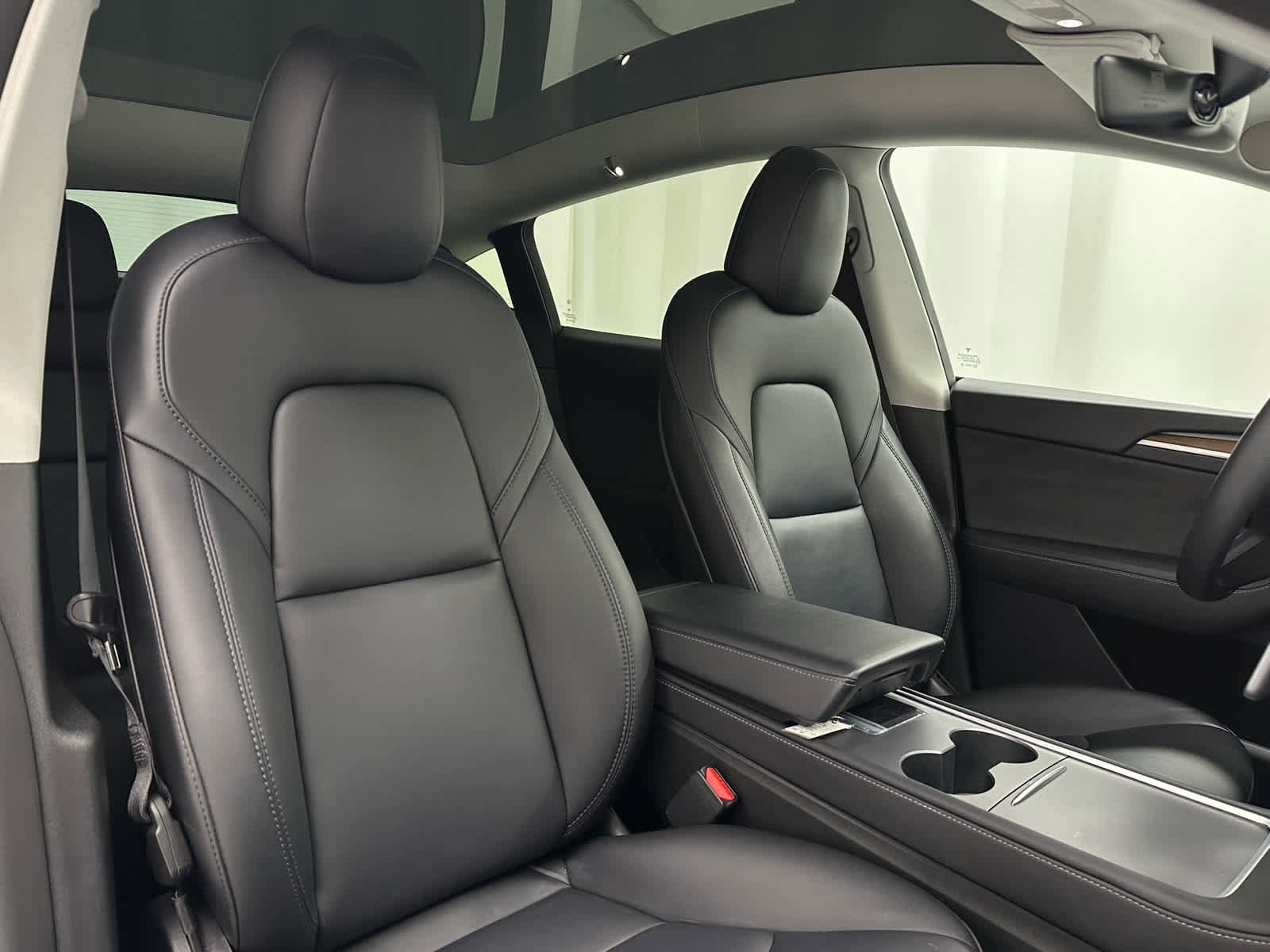 Used 2022 Tesla Model Y Performance image 19