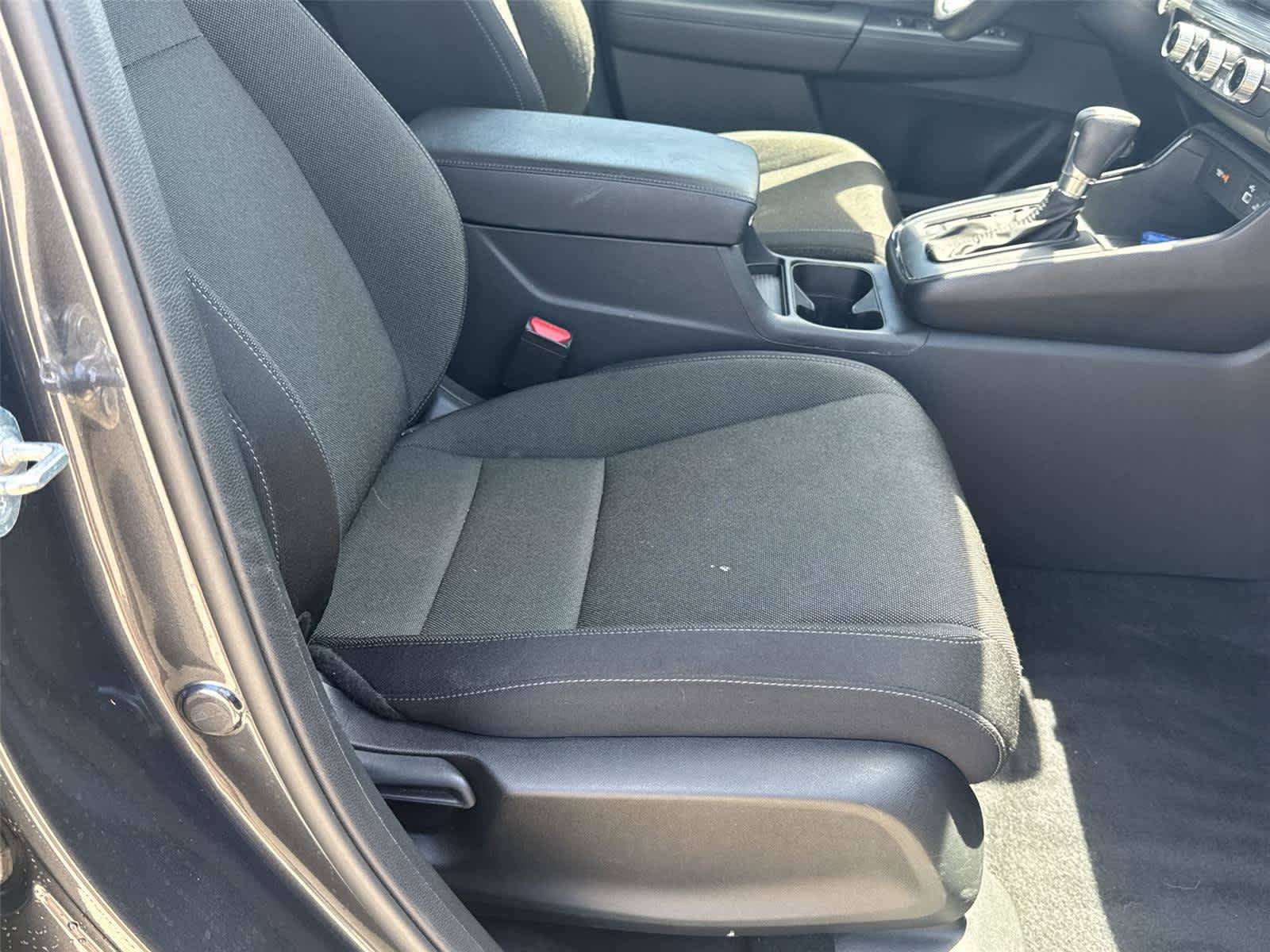 Used 2023 Honda CR-V LX image 16
