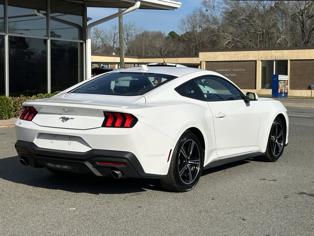 Used 2024 Ford Mustang Premium image 8