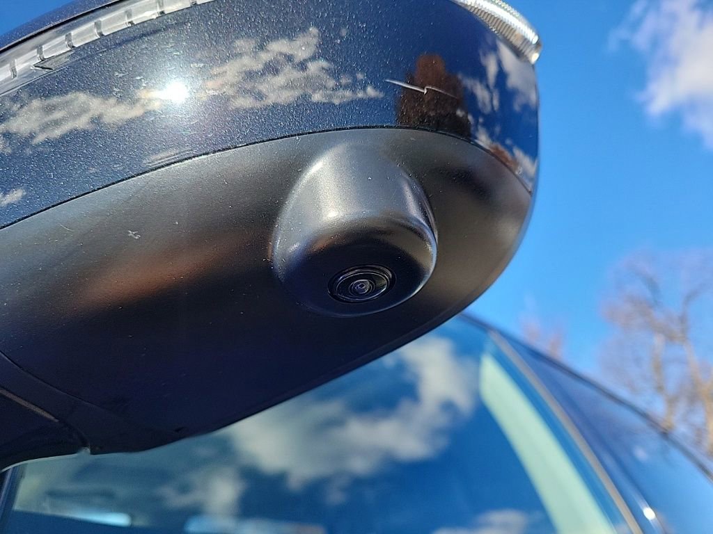 Used 2020 Nissan Pathfinder SL image 10