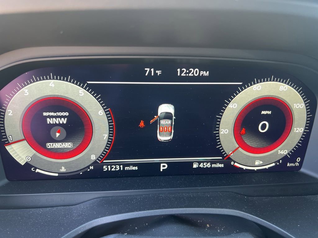 Used 2024 Nissan Rogue SL w/ SL Premium Package image 11