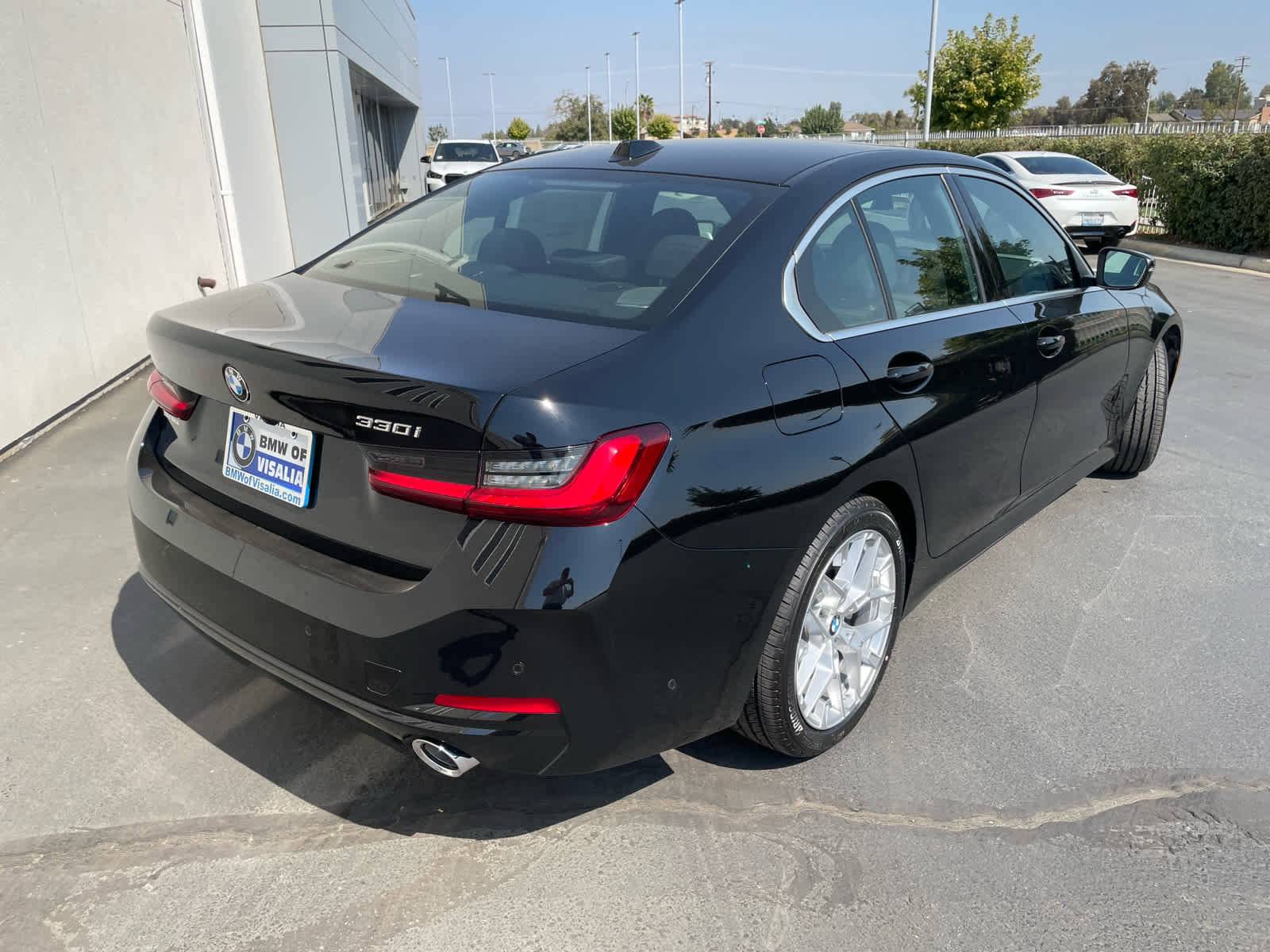 New 2025 BMW 330i Sedan w/ Convenience Package image 5