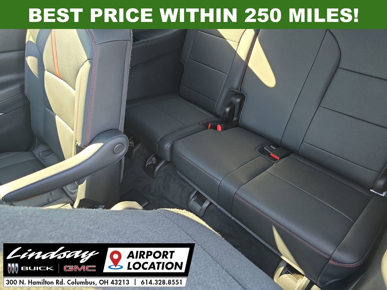 Used 2024 Chevrolet Traverse RS image 25