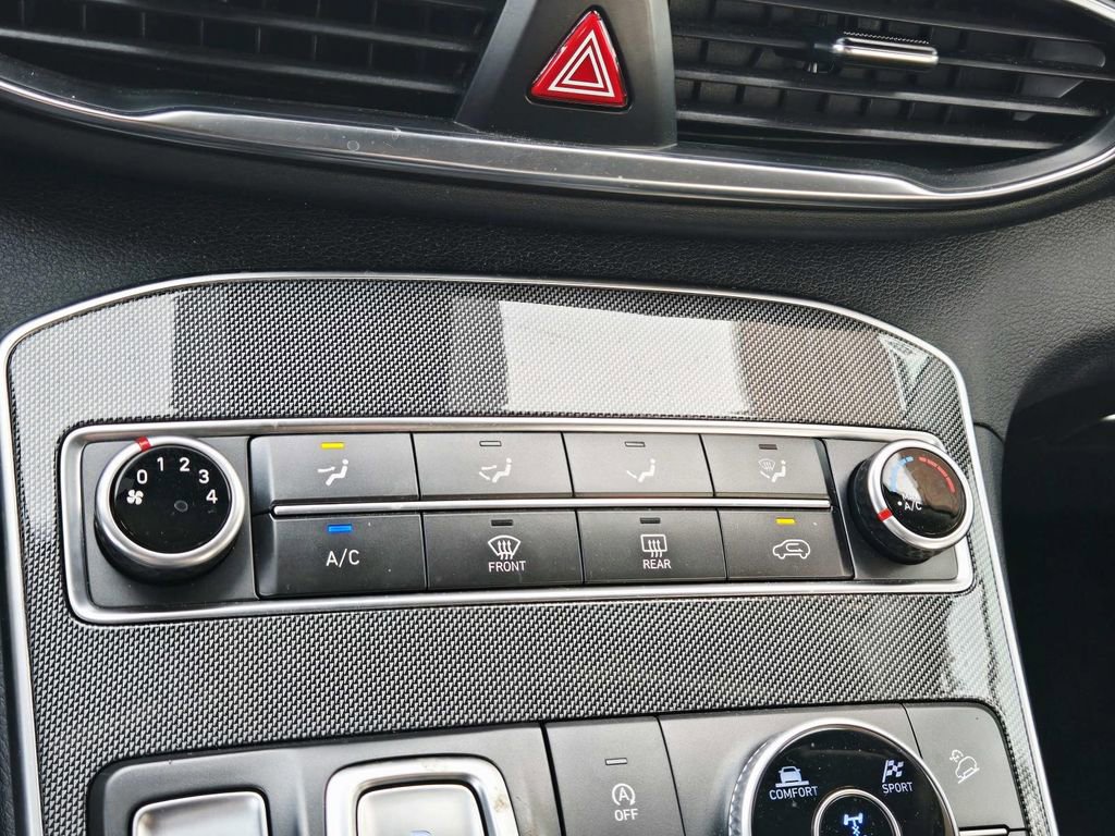 Used 2023 Hyundai Santa Fe SE AWD/4WD image 25