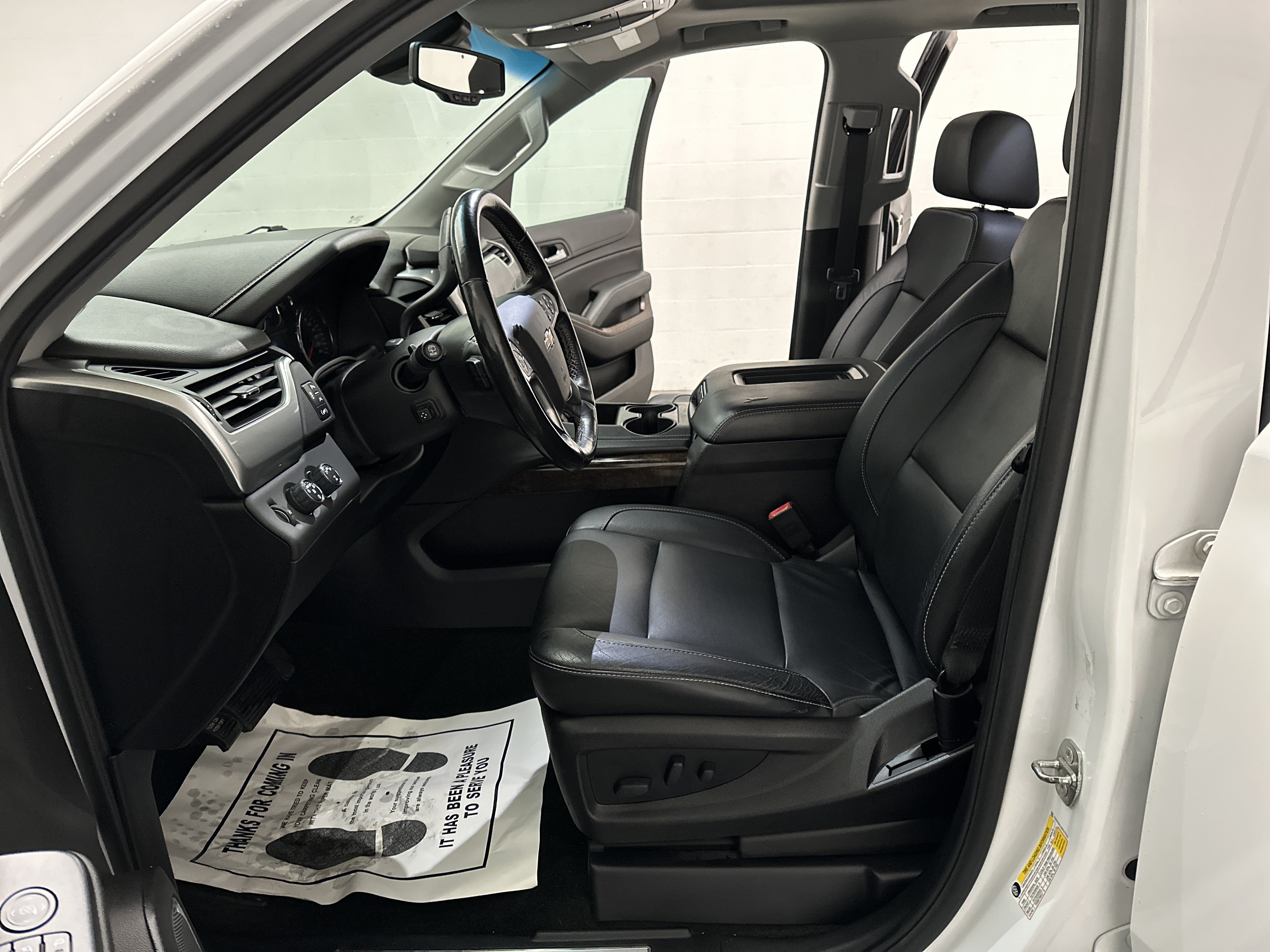 Used 2018 Chevrolet Tahoe LT w/ LT Signature Package AWD/4WD image 20