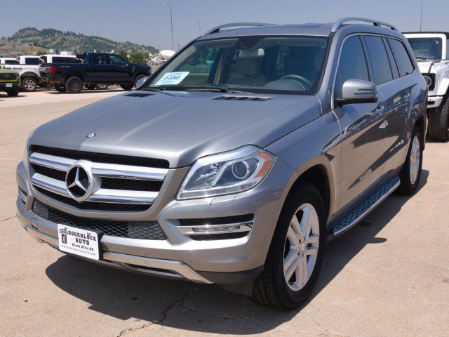 Used 2015 Mercedes-Benz GL 450 4MATIC image 2