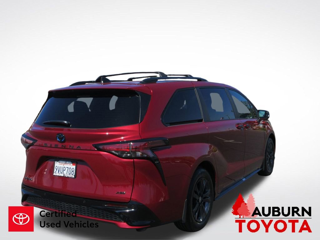 Certified 2025 Toyota Sienna XSE w/ XSE Premium Package image 8