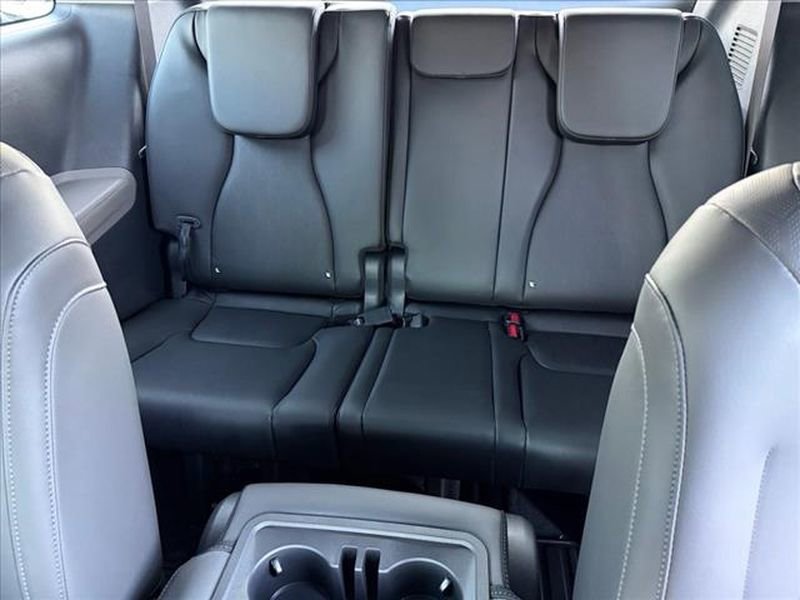 New 2026 Kia Carnival LXS image 12
