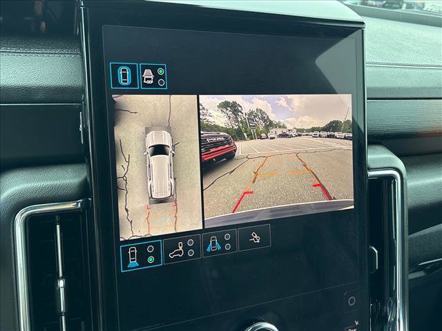 Certified 2025 GMC Yukon Denali AWD/4WD image 15