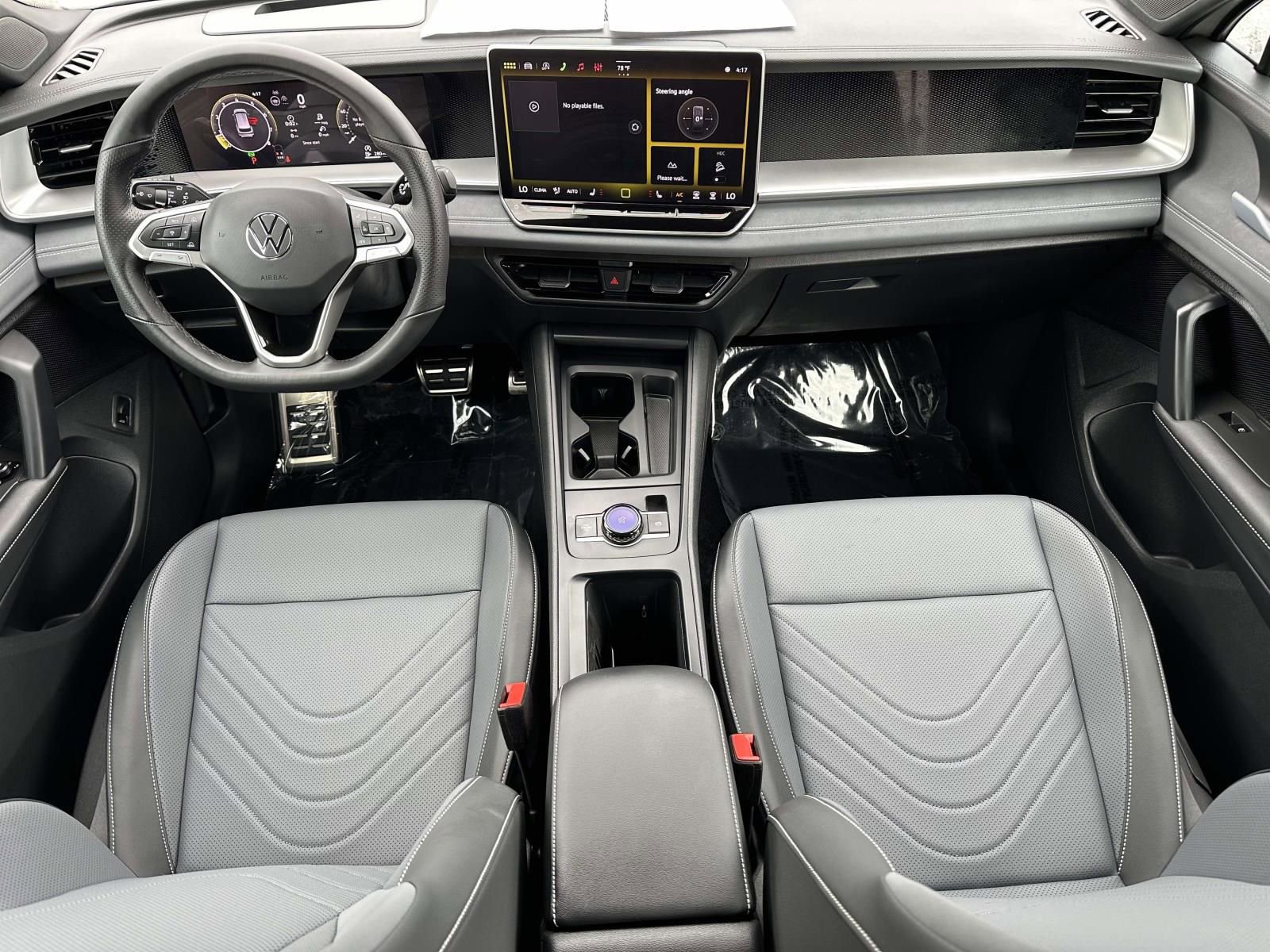 Used 2026 Volkswagen Tiguan SE R-Line AWD/4WD image 10