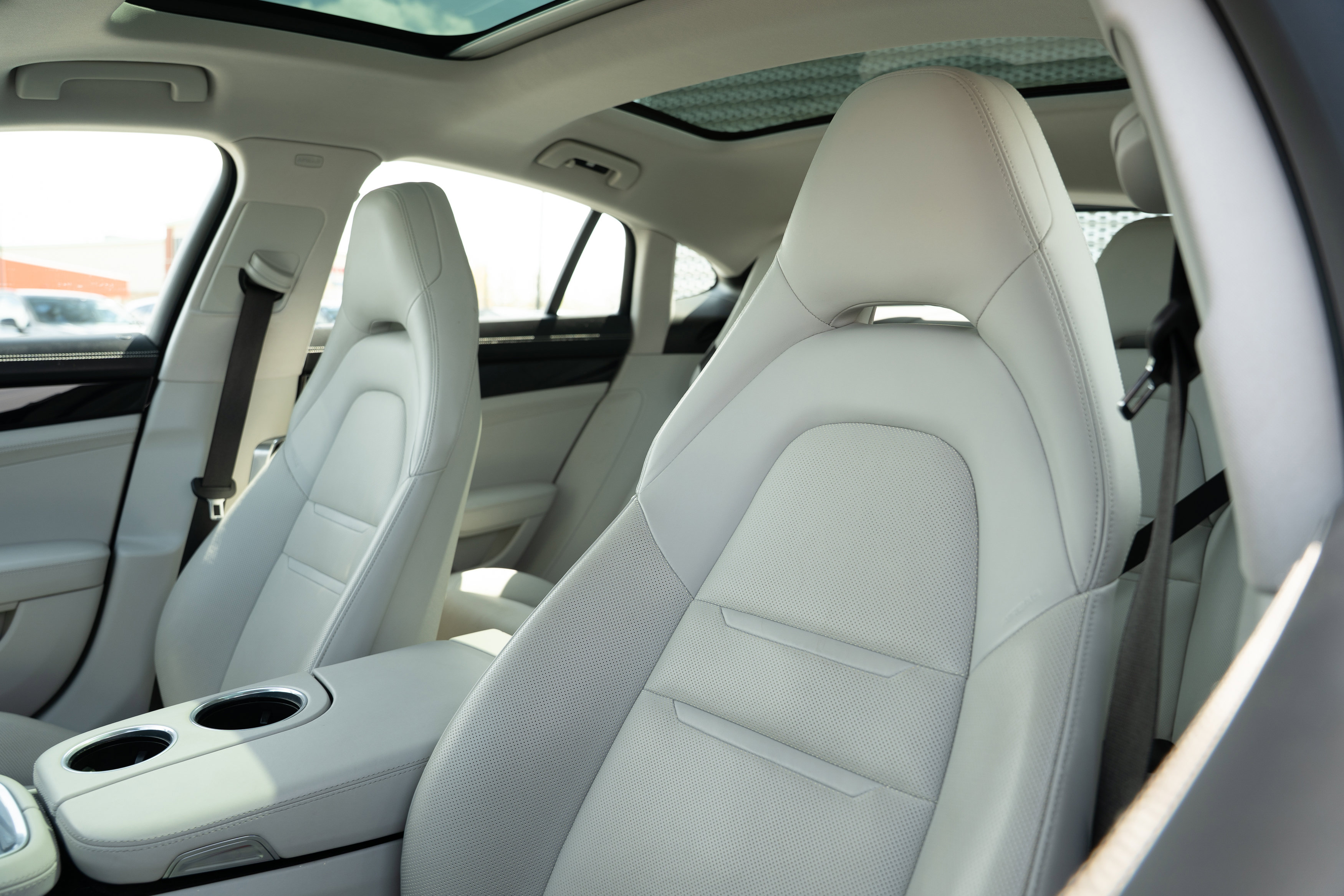 Used 2020 Porsche Panamera 4 AWD/4WD image 25