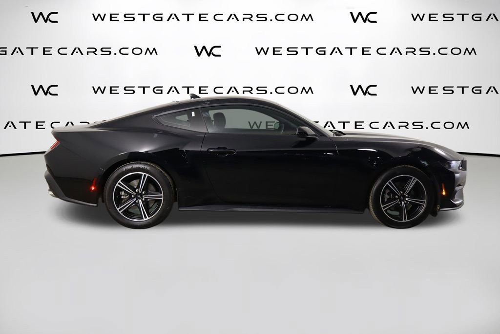 Used 2025 Ford Mustang Coupe image 40