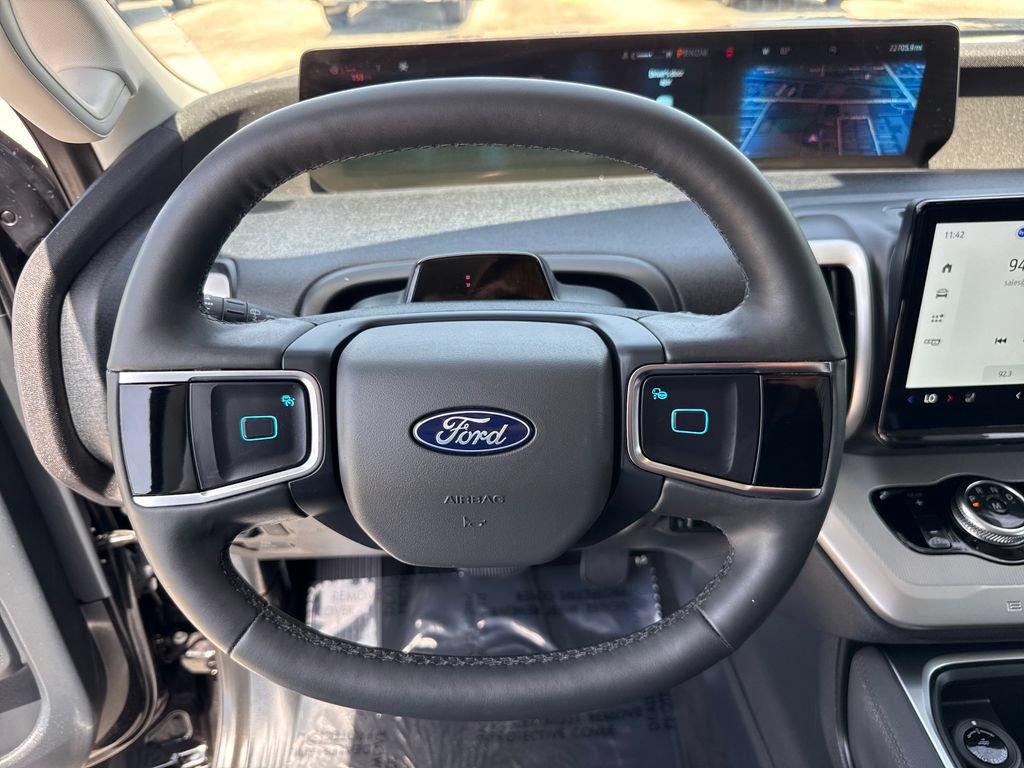Certified 2025 Ford Expedition Active RWD image 15