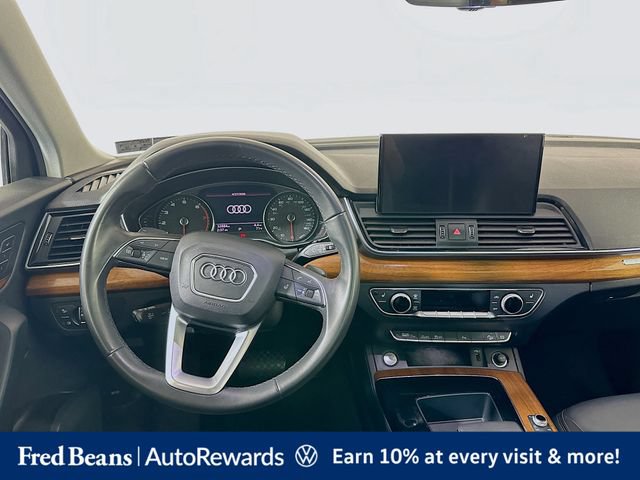 Used 2023 Audi Q5 2.0T Premium w/ Convenience Package AWD/4WD image 28