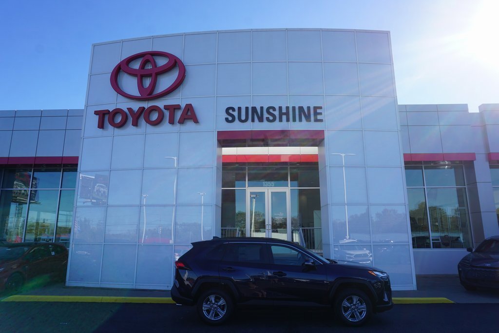 New 2025 Toyota RAV4 XLE video 1