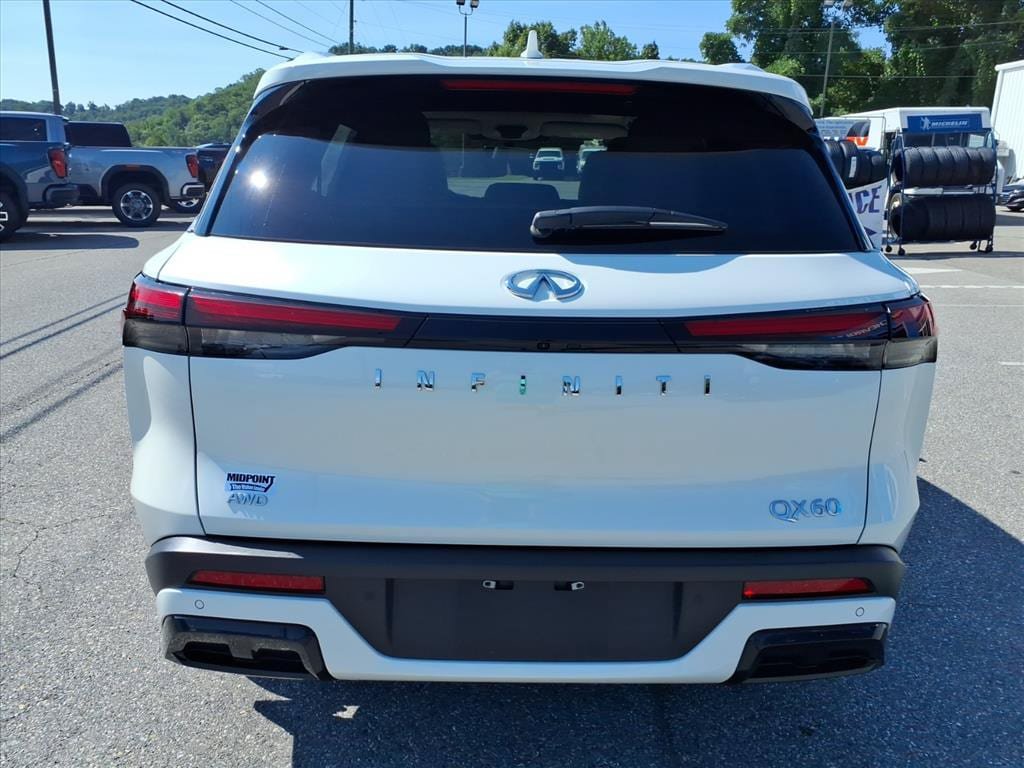 Used 2025 INFINITI QX60 Luxe AWD/4WD image 5