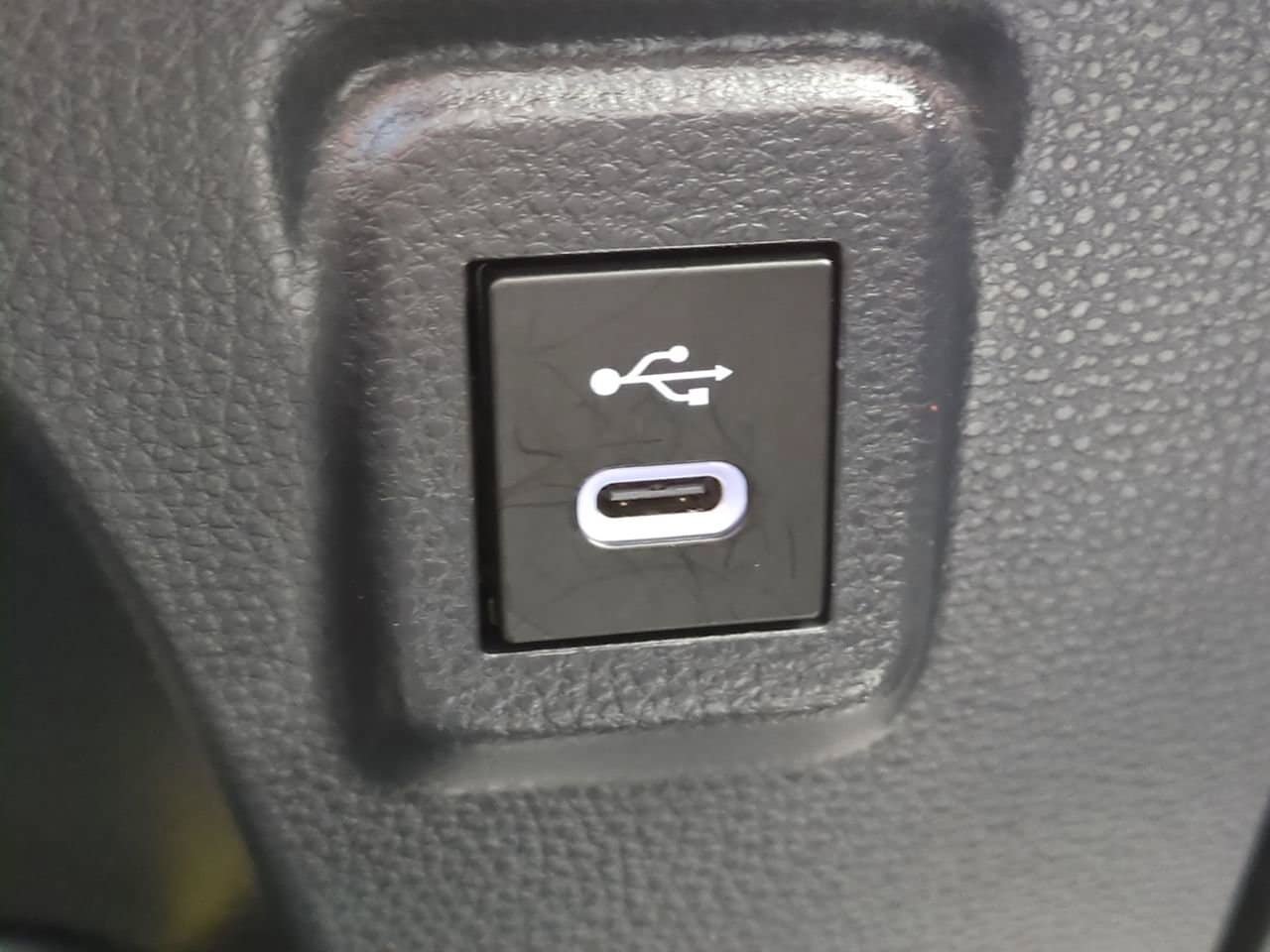 Used 2025 Toyota Corolla LE w/ LE Premium Package FWD image 20