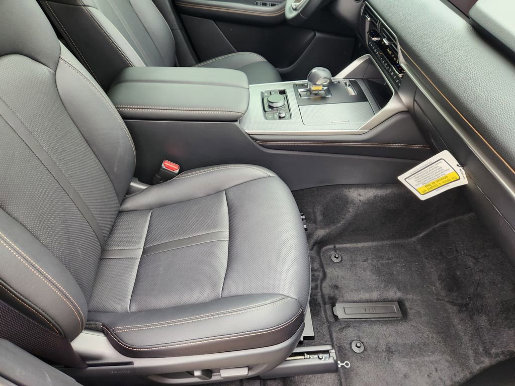 New 2026 MAZDA CX-90 Plug-In Hybrid w/Premium Sport AWD/4WD image 8