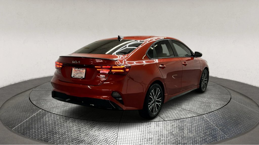 Used 2022 Kia Forte GT-Line w/ GT-Line Premium Package image 8