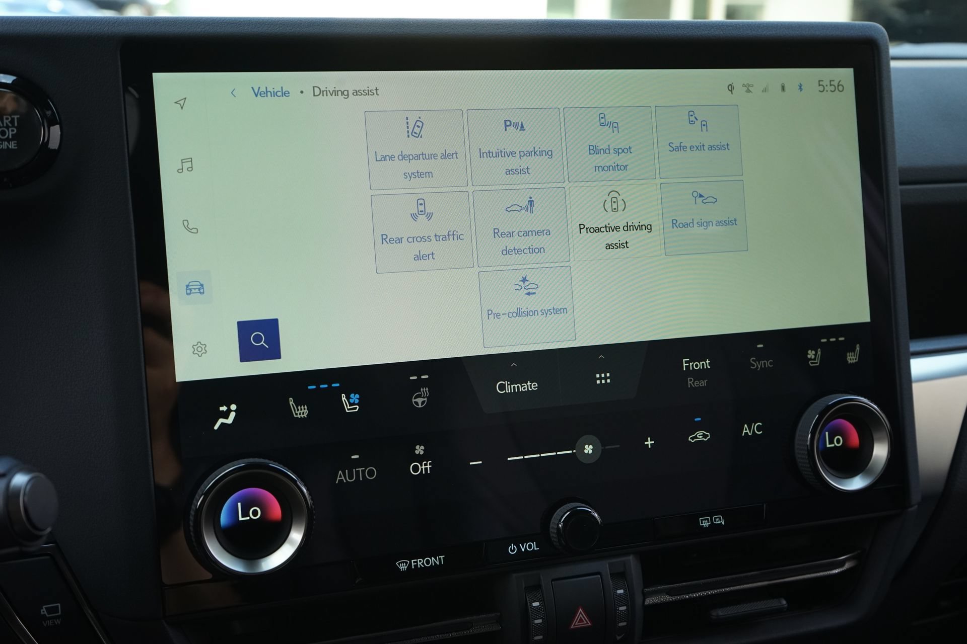 Used 2026 Lexus GX 550 w/ Cold Area Package AWD/4WD image 9