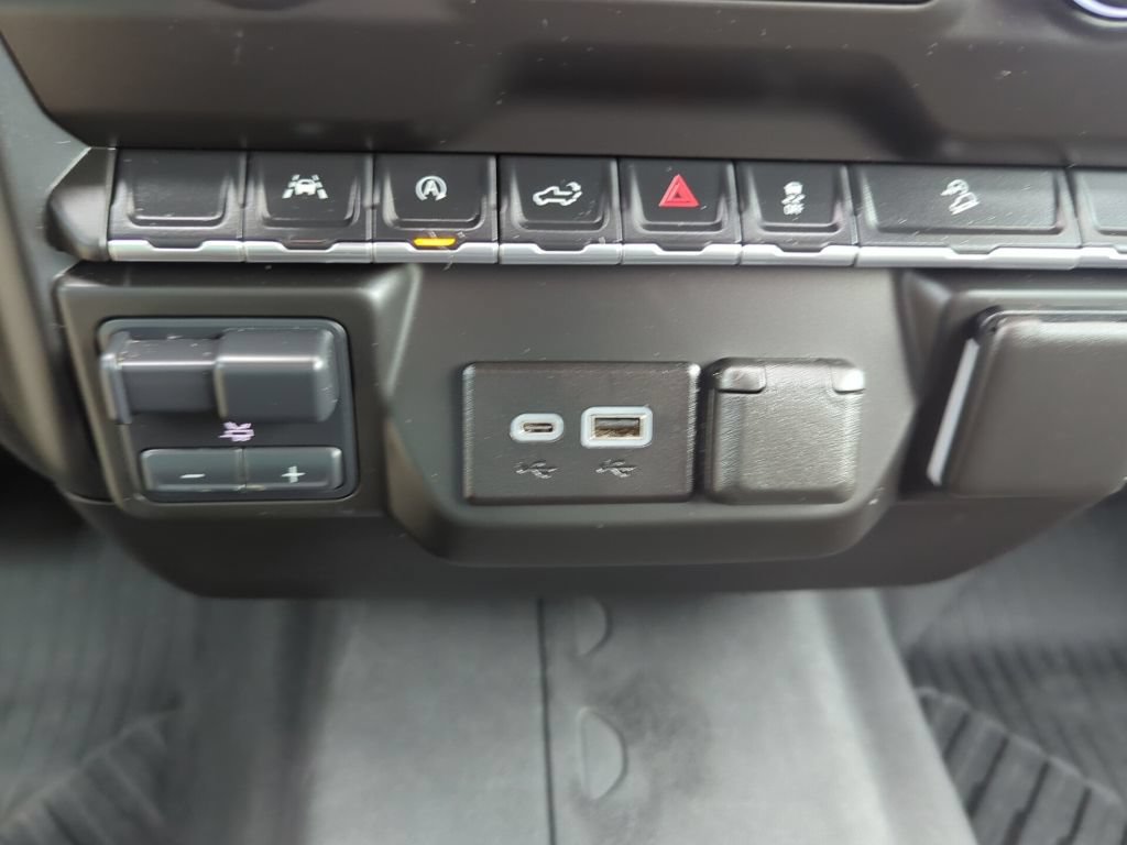 Certified 2024 Chevrolet Silverado 1500 Custom Trail Boss AWD/4WD image 24