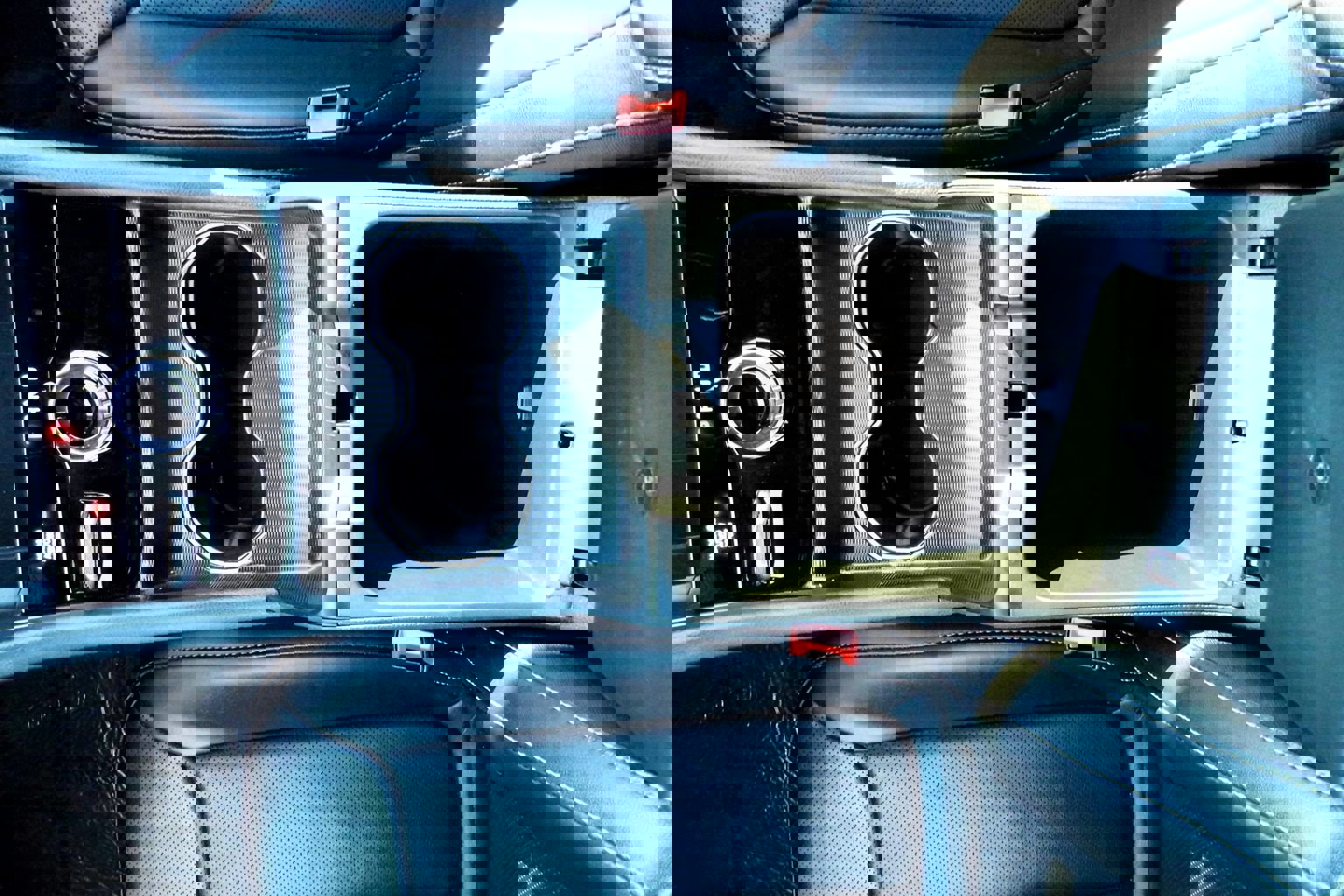 Used 2024 Jeep Grand Cherokee L Limited w/ Luxury Tech Group II image 22