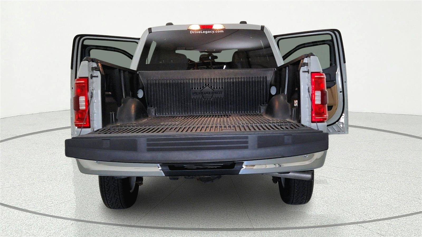 Used 2023 Ford F150 XLT AWD/4WD image 7