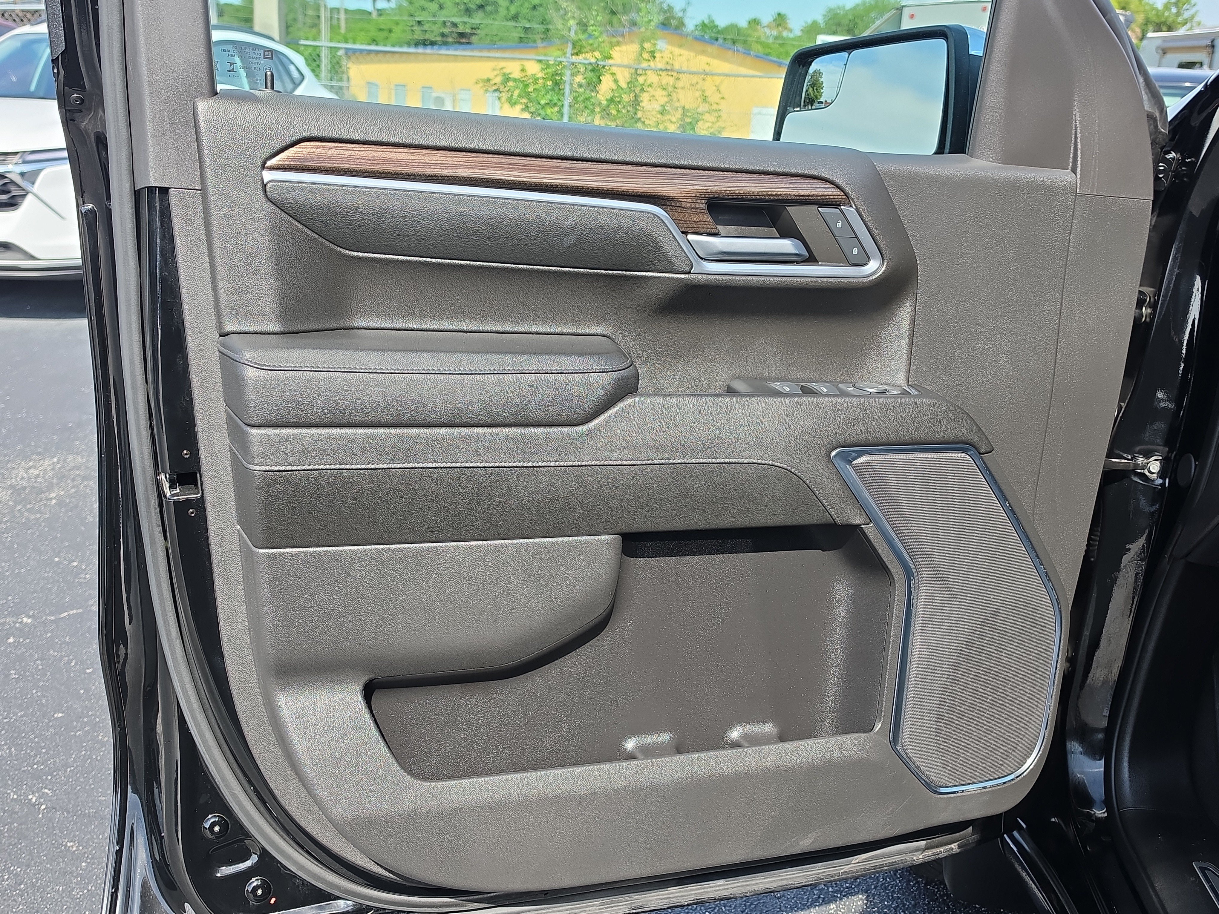 Certified 2024 Chevrolet Silverado 1500 LT RWD image 18