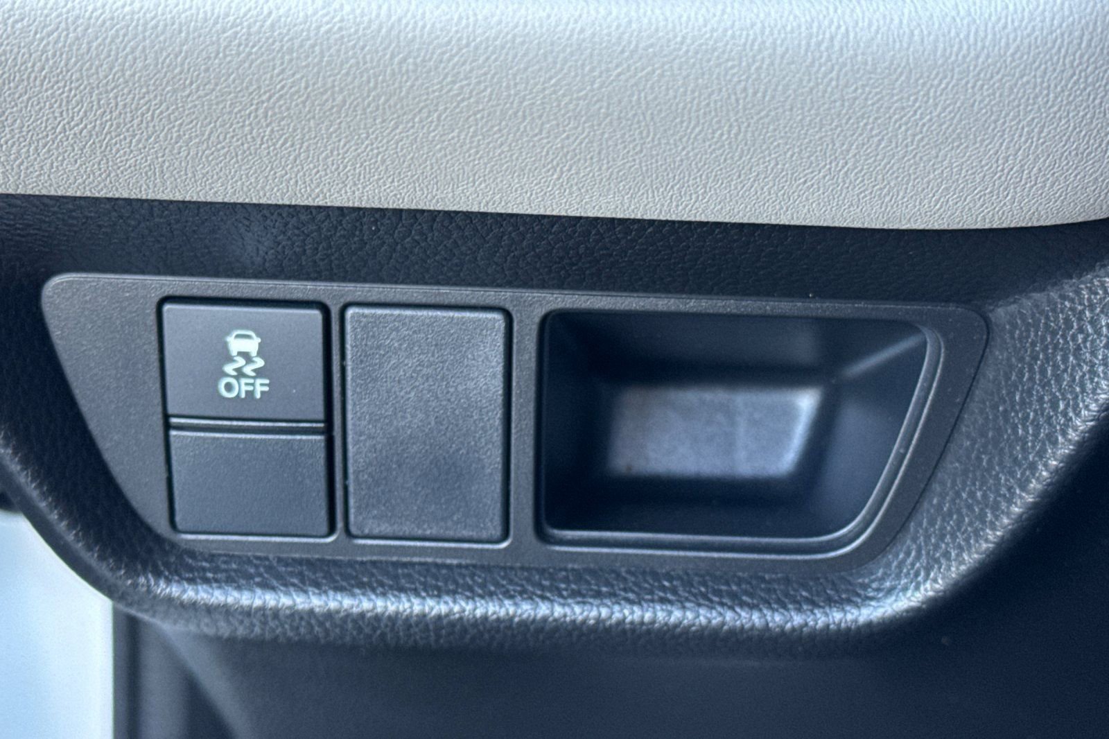 Used 2024 Honda HR-V EX-L image 28