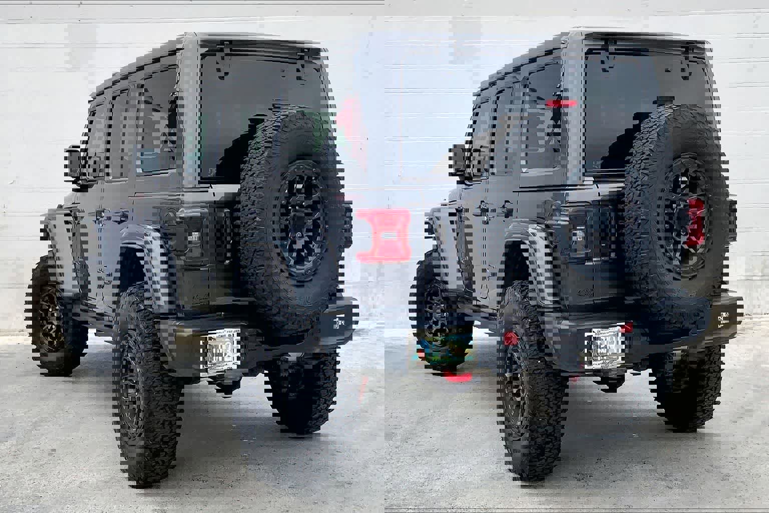 Used 2021 Jeep Wrangler Unlimited Rubicon w/ Xtreme Recon 35" Tire Package image 5